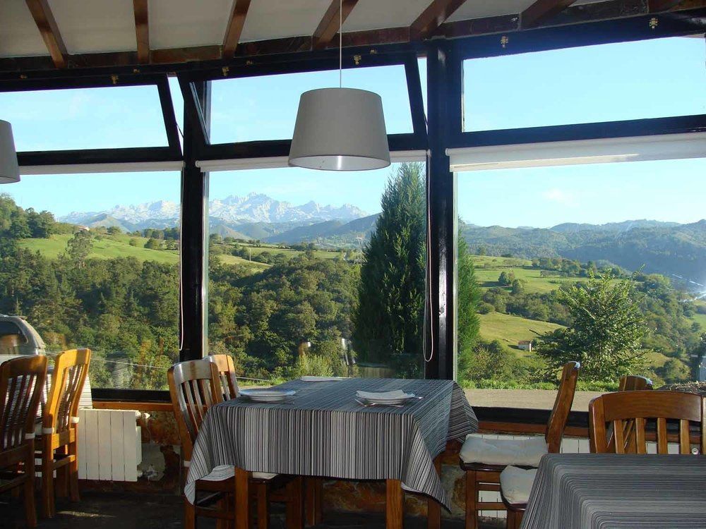 Hotel Montanas De Covadonga Onís 外观 照片