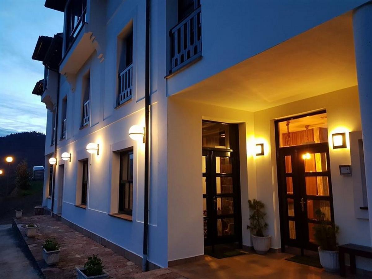 Hotel Montanas De Covadonga Onís 外观 照片
